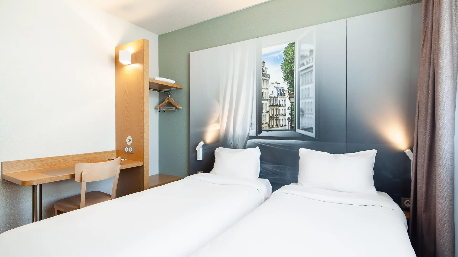 B&B Hotel Paris לה בורז'ה צרפת