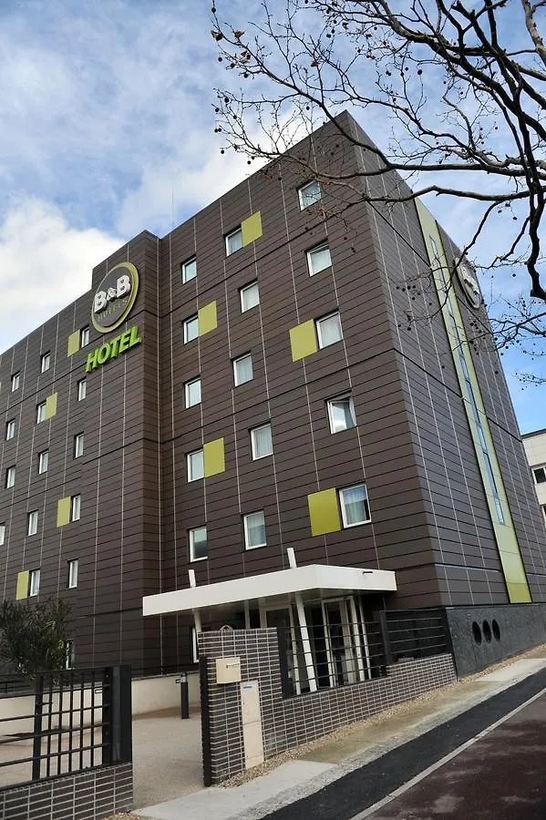 B&B Hotel Paris לה בורז'ה 3*,  צרפת