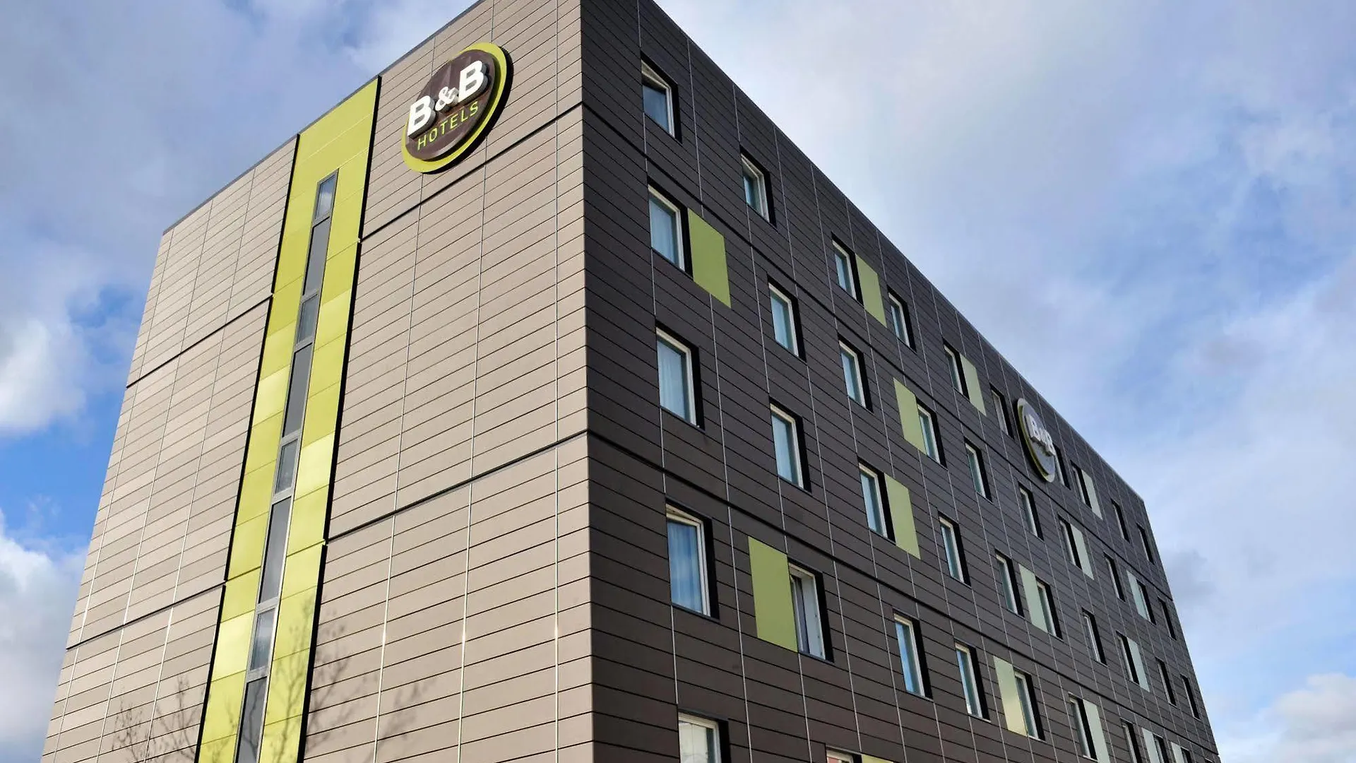 B&B Hotel Paris לה בורז'ה