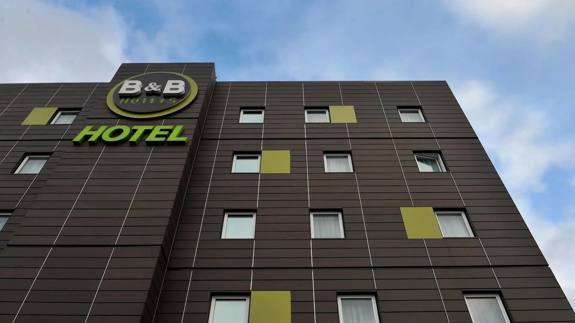 B&B Hotel Paris לה בורז'ה